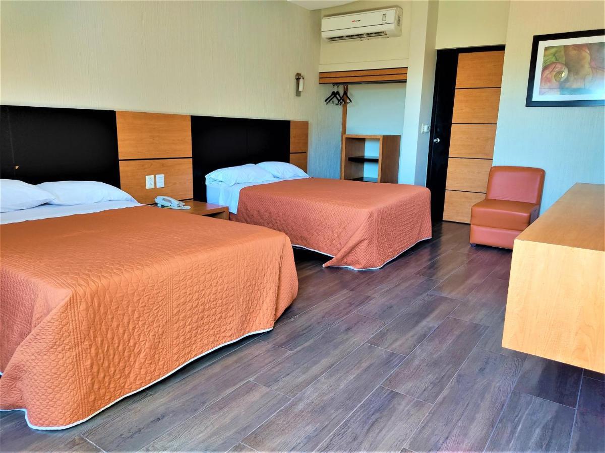 Hotel Oasis Heroica Caborca Εξωτερικό φωτογραφία